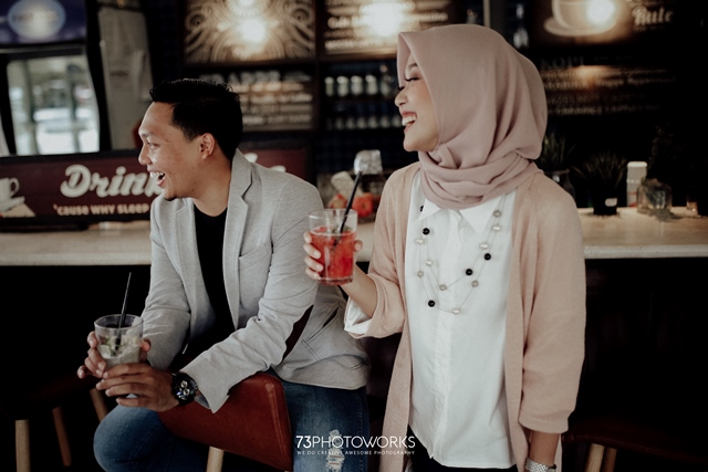 Detail Contoh Foto Prewedding Hijab Nomer 29