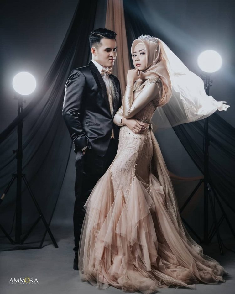 Detail Contoh Foto Prewedding Indoor Nomer 20