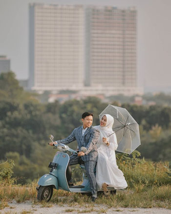 Detail Contoh Foto Prewedding Outdoor Nomer 8