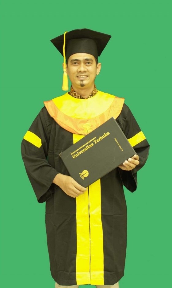 Detail Contoh Foto Wisuda Nomer 45