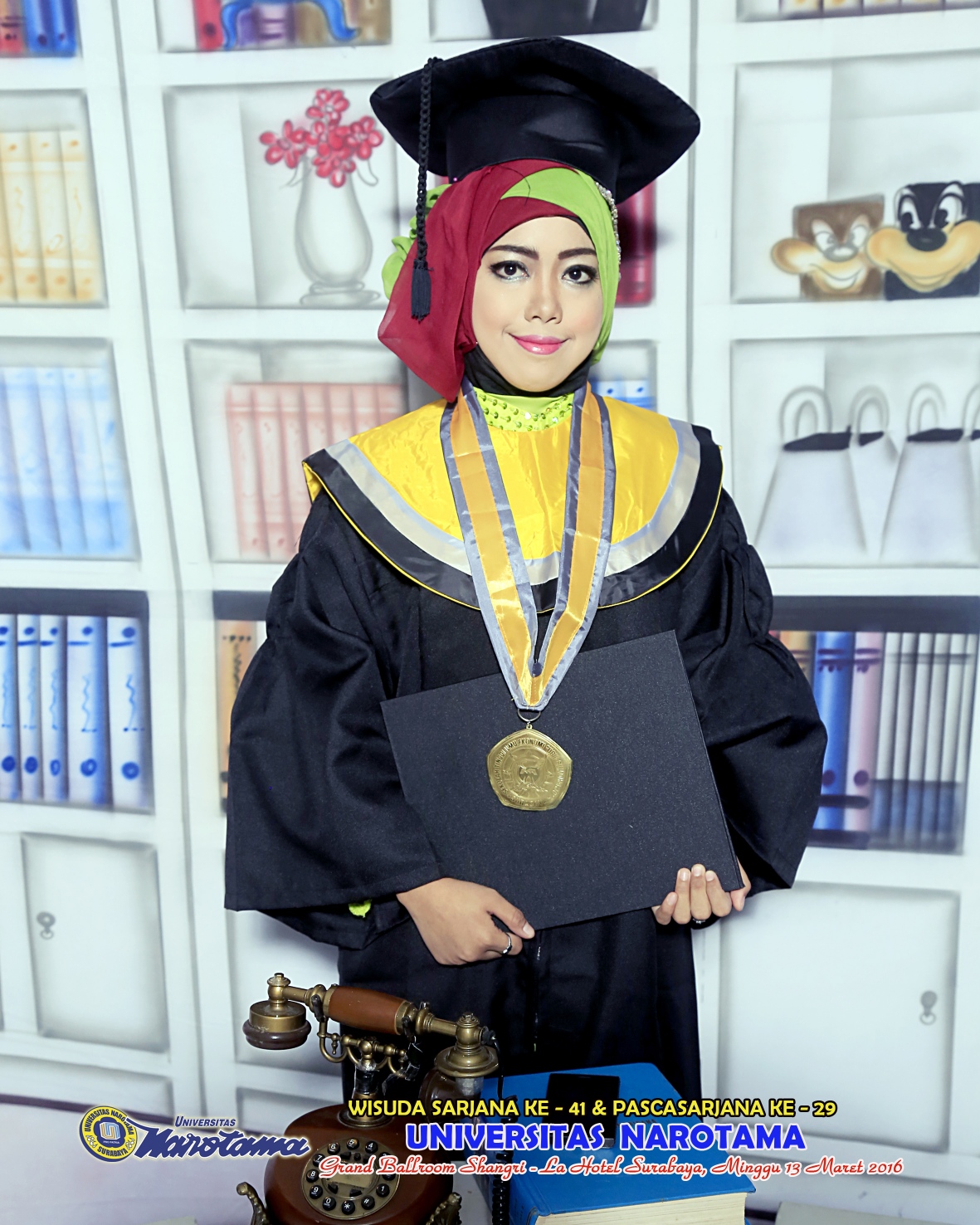 Detail Contoh Foto Wisuda Sarjana Nomer 5