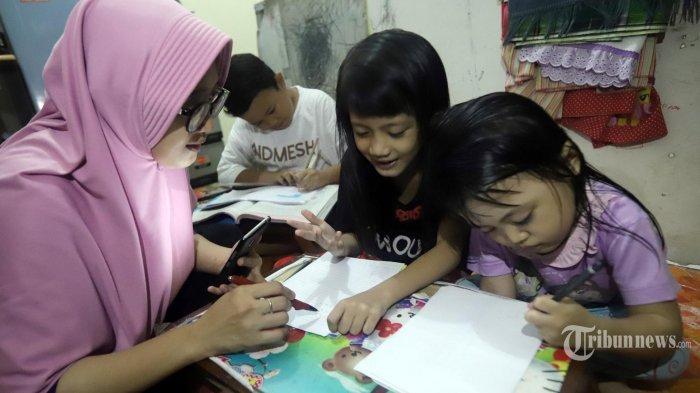 Detail Contoh Gambar Anak Sedang Belajar Nomer 50