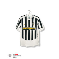 Detail Ibrahimovic Juventus 2004 Nomer 20