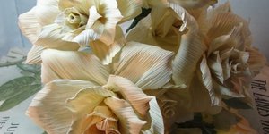 Detail Contoh Gambar Bunga Dari Kulit Jagung Nomer 17