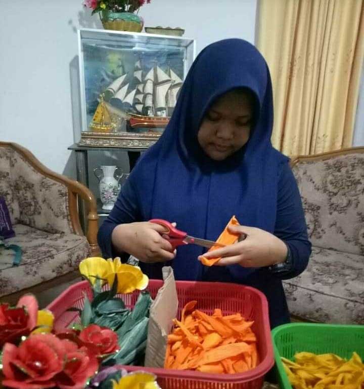 Detail Contoh Gambar Bunga Dari Kulit Jagung Nomer 51