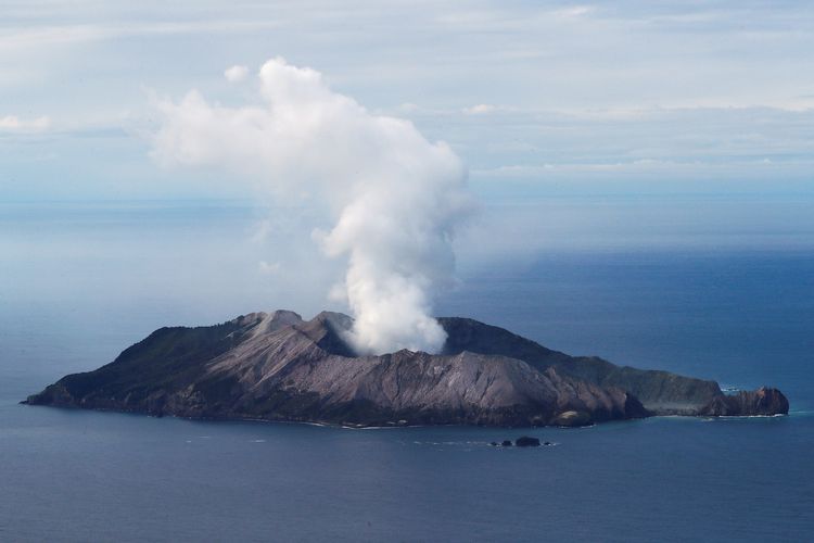 Detail Contoh Gambar Gunung Meletus Nomer 49