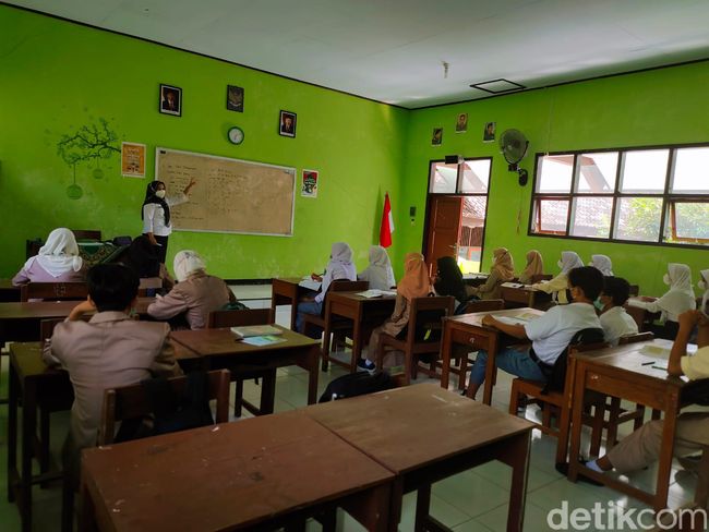 Detail Contoh Gambar Lembaga Pendidikan Nomer 6