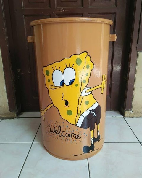 Detail Contoh Gambar Lukisan Tong Sampah Nomer 29