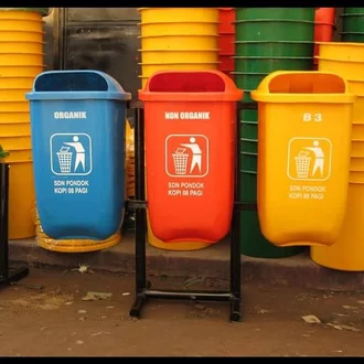 Detail Contoh Gambar Lukisan Tong Sampah Nomer 39