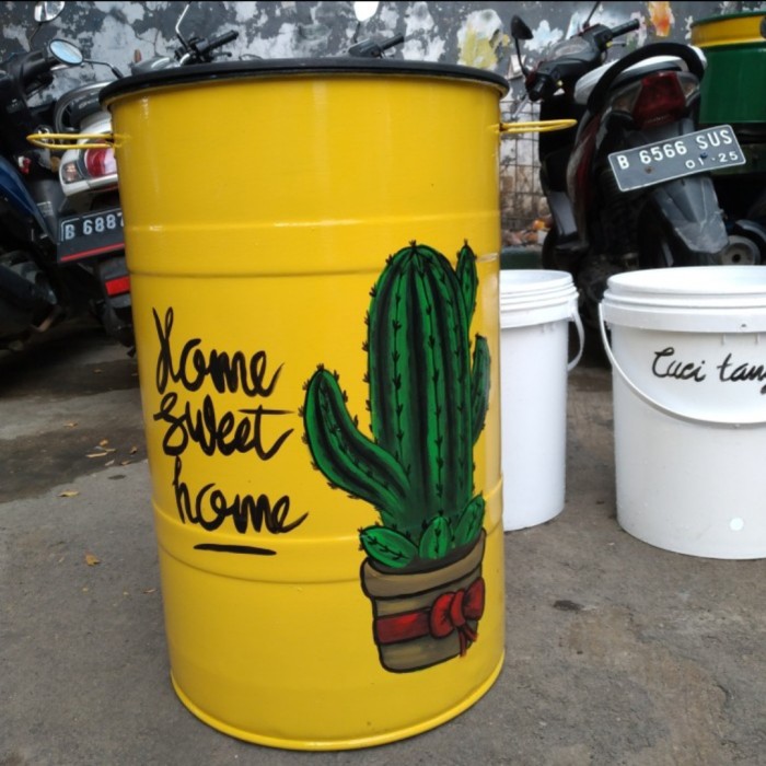 Detail Contoh Gambar Lukisan Tong Sampah Nomer 43