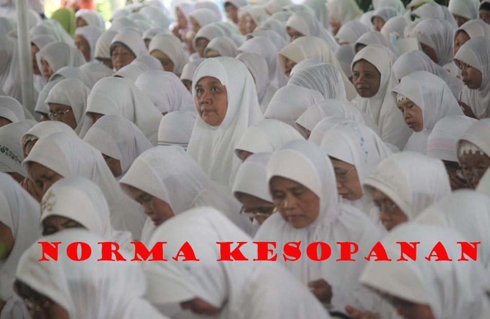 Detail Contoh Gambar Norma Kesopanan Nomer 33