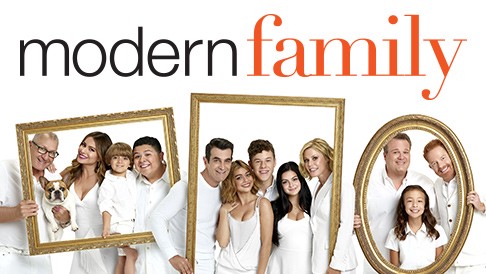 Detail Modern Family Season 1 Poster Nomer 10