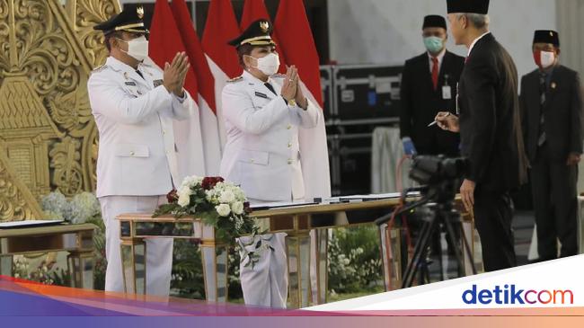 Detail Gambar Gubernur Dan Walikota Semarang Gambar Gubernur Semarang Nomer 20