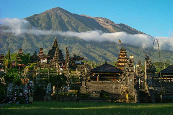 Detail Gambar Gunung Agung Di Bali Nomer 11