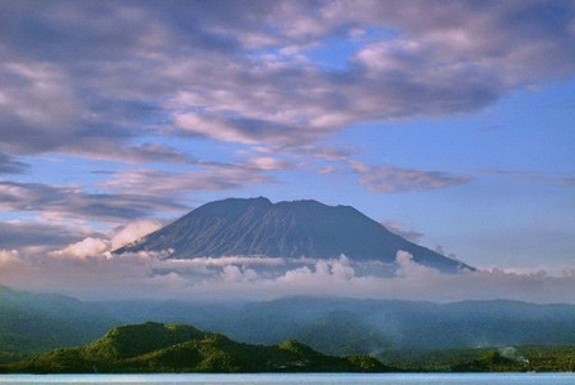 Detail Gambar Gunung Agung Di Bali Nomer 22