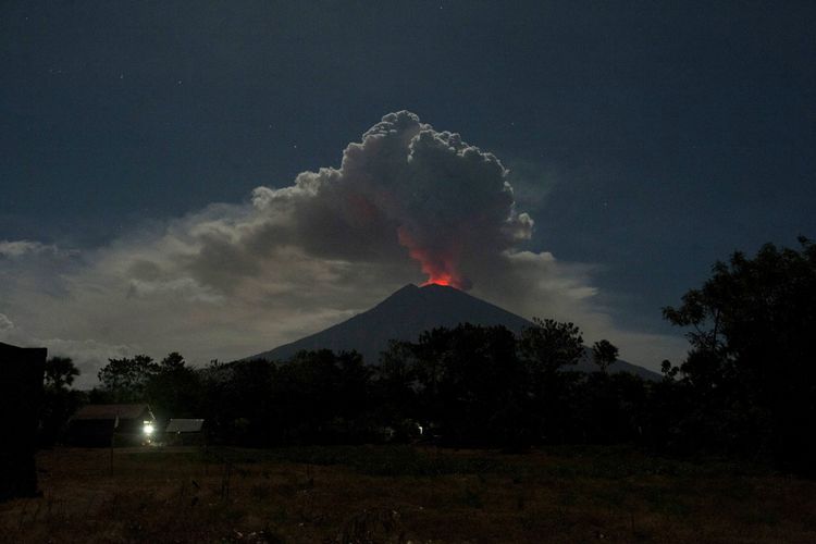 Detail Gambar Gunung Agung Di Bali Nomer 28