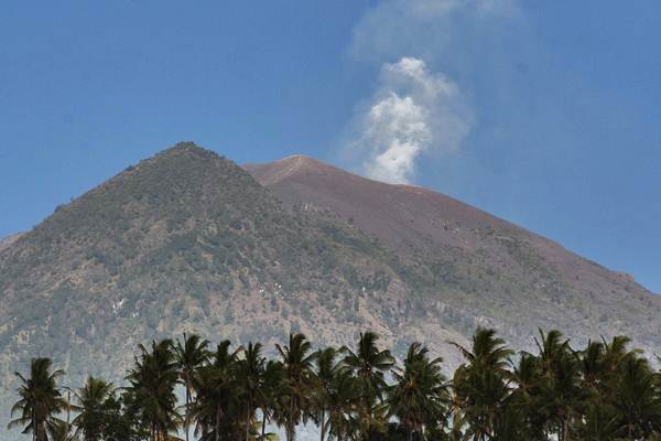 Detail Gambar Gunung Agung Di Bali Nomer 44