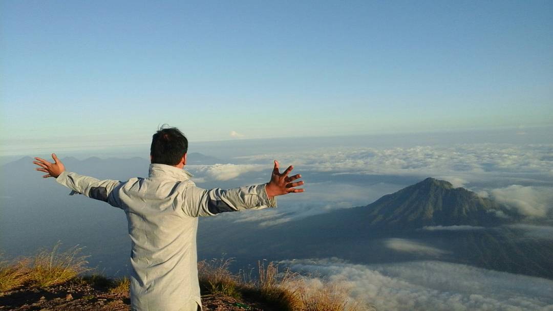 Detail Gambar Gunung Agung Di Bali Nomer 45