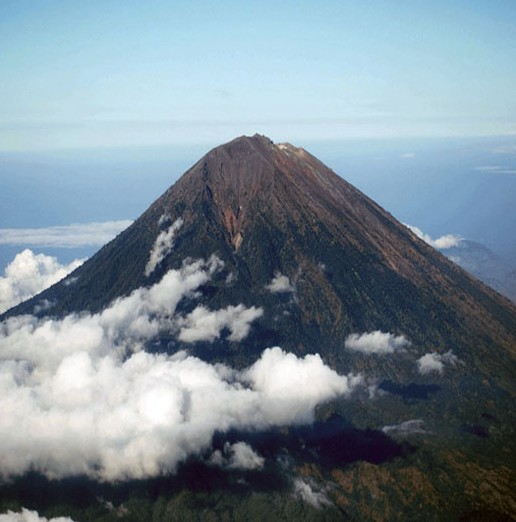 Detail Gambar Gunung Agung Di Bali Nomer 46