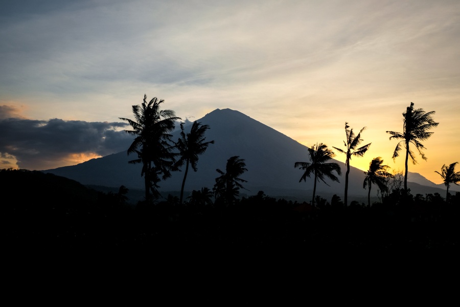 Detail Gambar Gunung Agung Di Bali Nomer 49