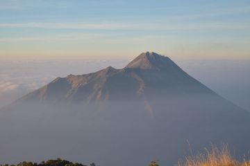 Detail Gambar Gunung Api Corong Nomer 34