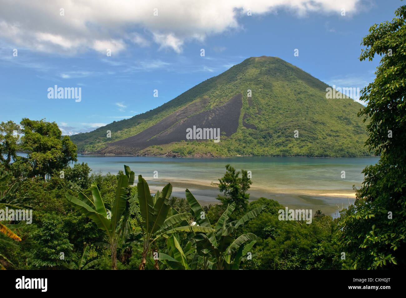 Detail Gambar Gunung Api Di Indonesia Nomer 51