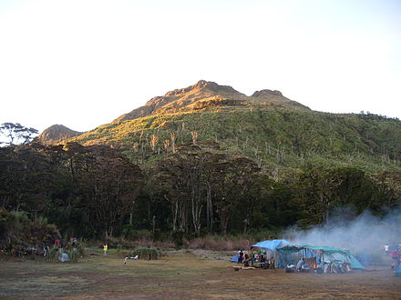 Detail Gambar Gunung Apo Nomer 13