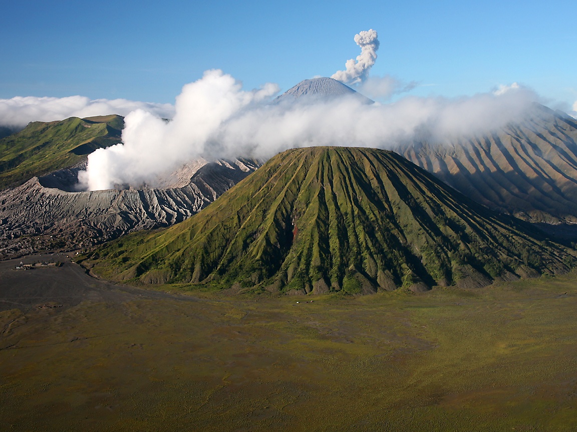 Detail Gambar Gunung Bromo Nomer 13