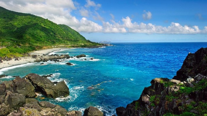 Gambar Gunung Dan Pantai - KibrisPDR