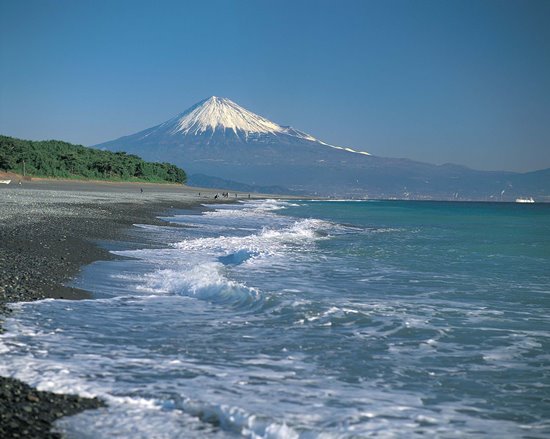 Detail Gambar Gunung Dan Pantai Nomer 16