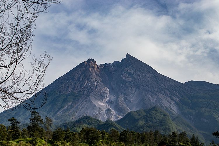 Detail Gambar Gunung Dari Dekat Nomer 22