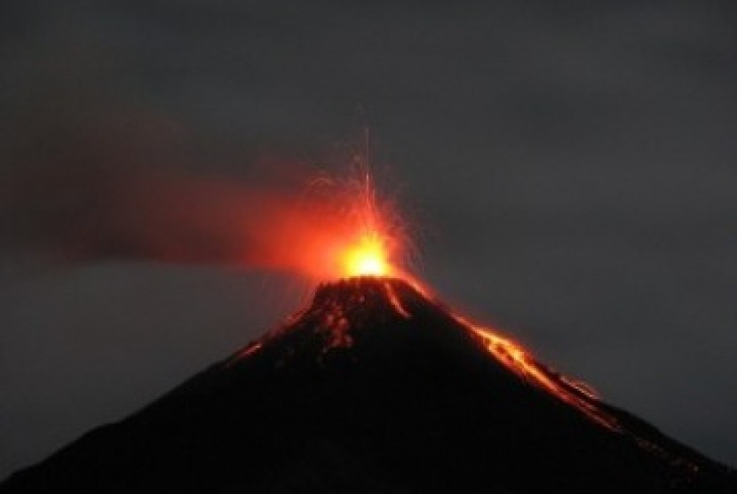 Detail Gambar Gunung Dari Dekat Nomer 29