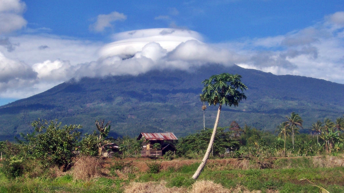 Detail Gambar Gunung Dempo Nomer 31