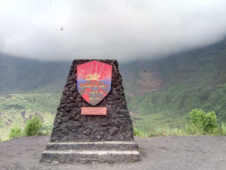 Detail Gambar Gunung Galunggung Nomer 42