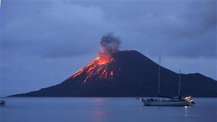 Detail Gambar Gunung Krakatau Nomer 17