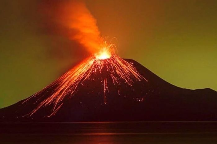 Detail Gambar Gunung Krakatau Nomer 30