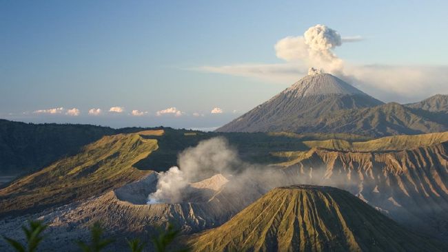 Detail Gambar Gunung Mahameru Nomer 16