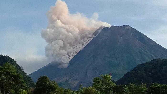 Detail Gambar Gunung Merapi Nomer 20