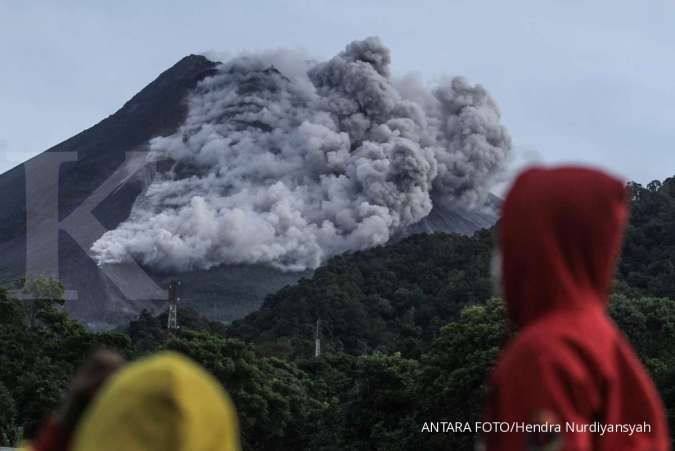 Detail Gambar Gunung Merapi Meletus Nomer 25