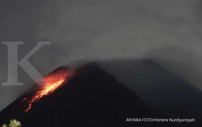 Detail Gambar Gunung Merapi Meletus Nomer 40