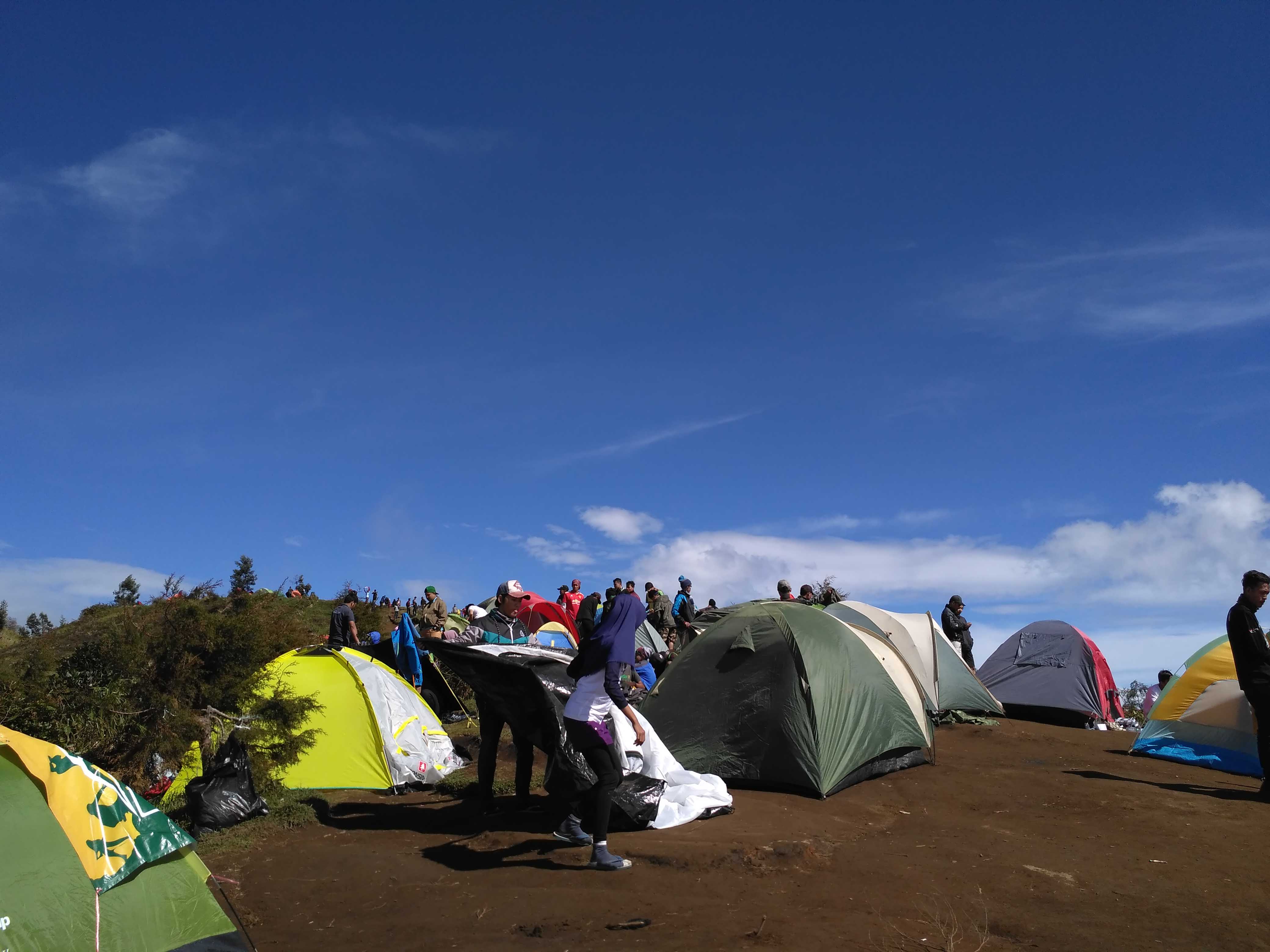 Detail Gambar Gunung Prau Dieng Nomer 37