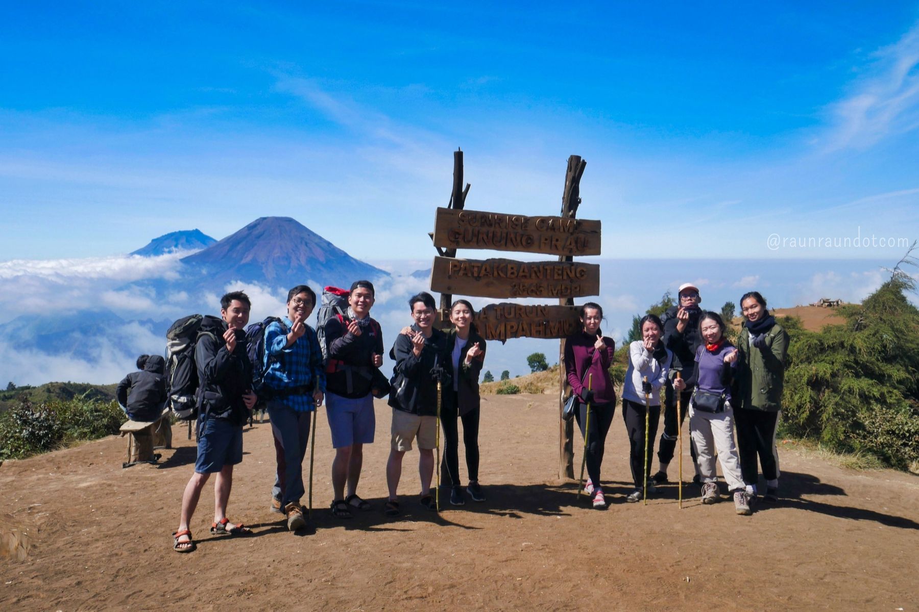 Detail Gambar Gunung Prau Dieng Nomer 45