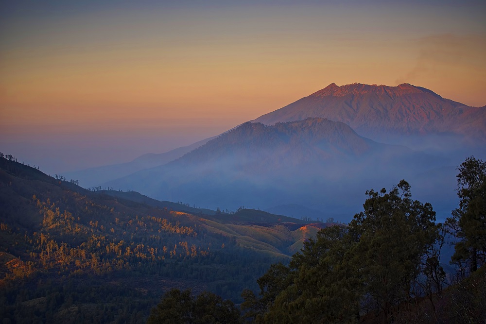 Detail Gambar Gunung Raung Nomer 15