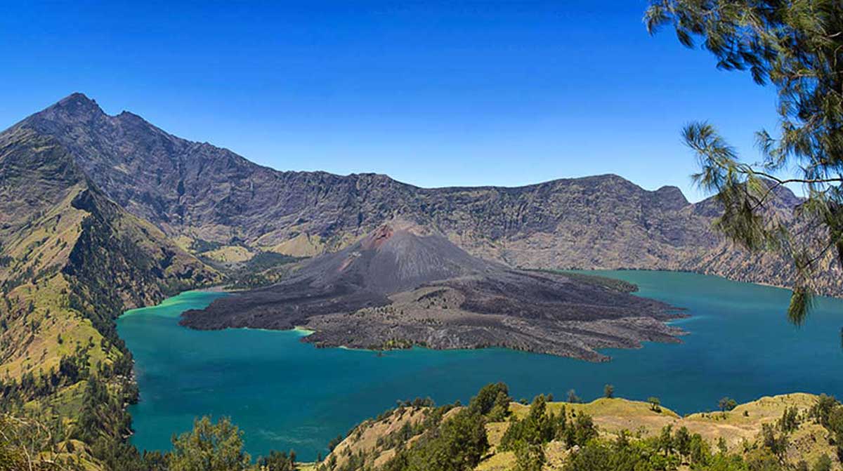 Detail Gambar Gunung Rinjani Nomer 19