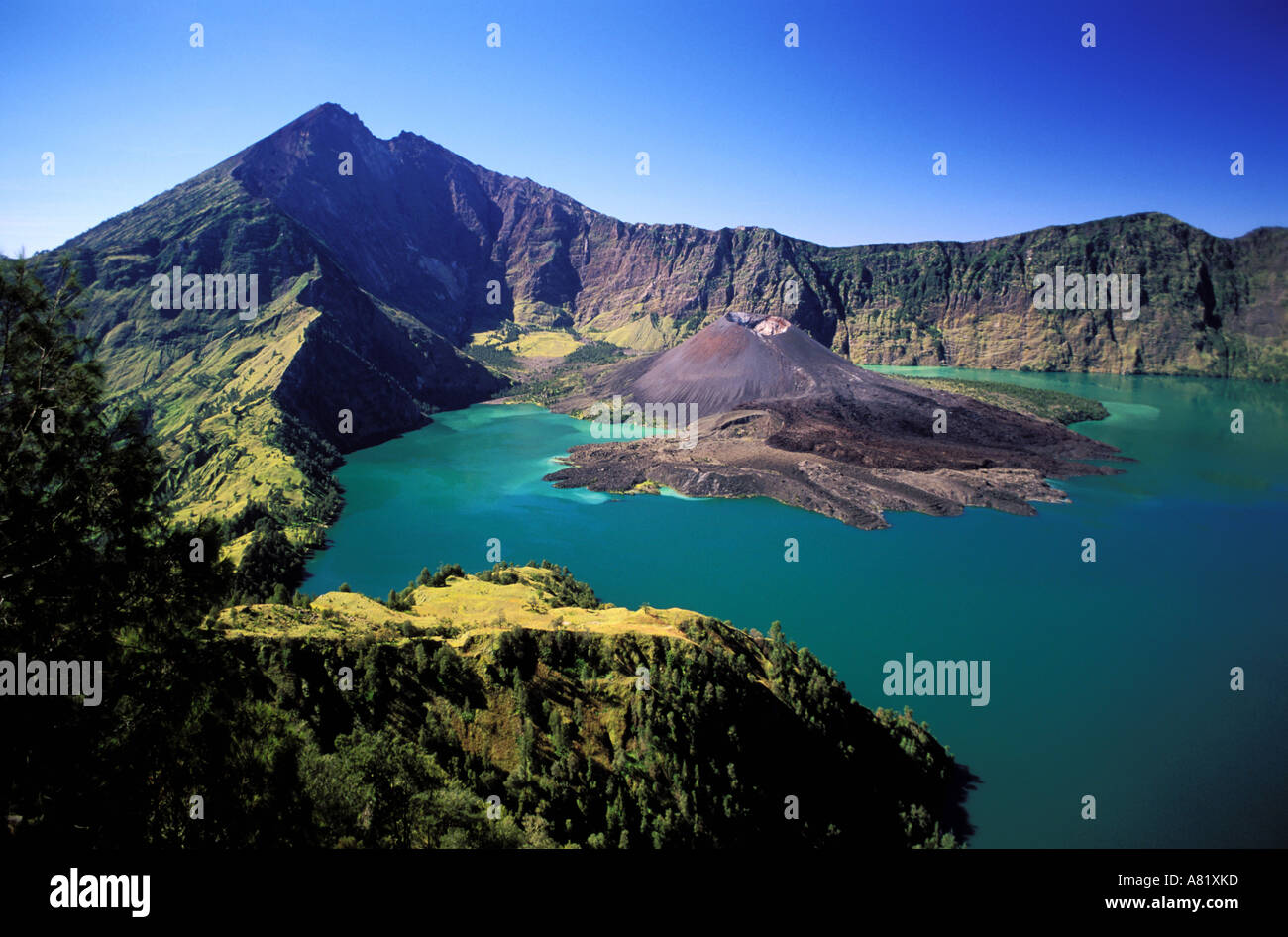 Detail Gambar Gunung Rinjani Nomer 34