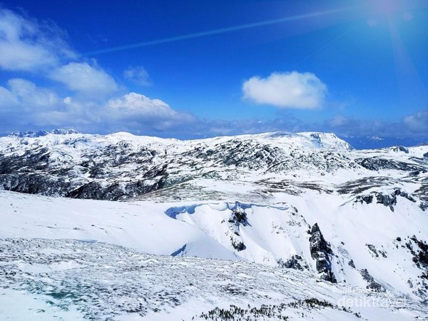 Detail Gambar Gunung Salju Nomer 3