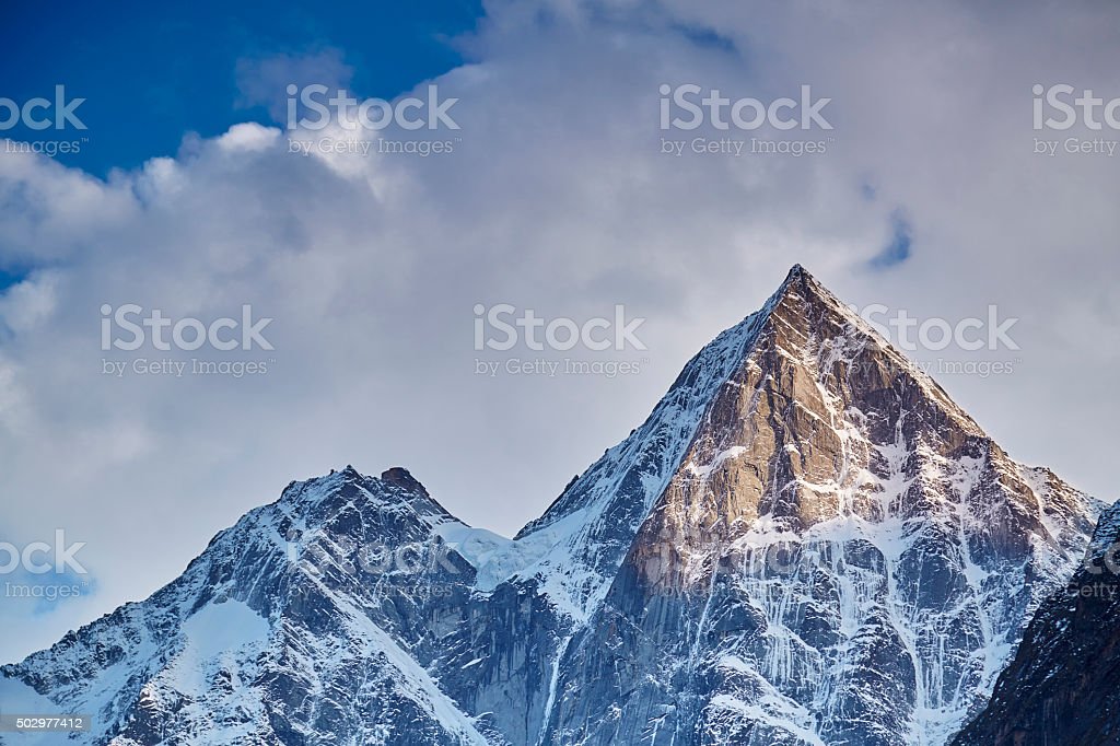 Detail Gambar Gunung Salju Nomer 30
