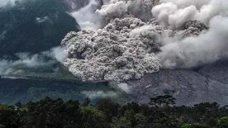 Detail Gambar Gunung Sinabung Erupsi Nomer 30