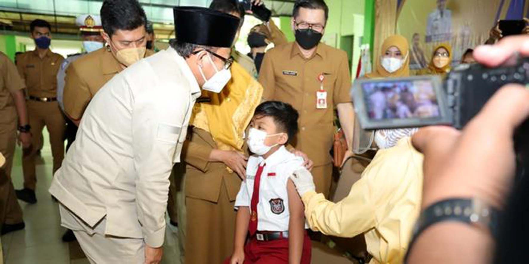 Detail Gambar Guru Dokter Anak2 Indonesia Nomer 18