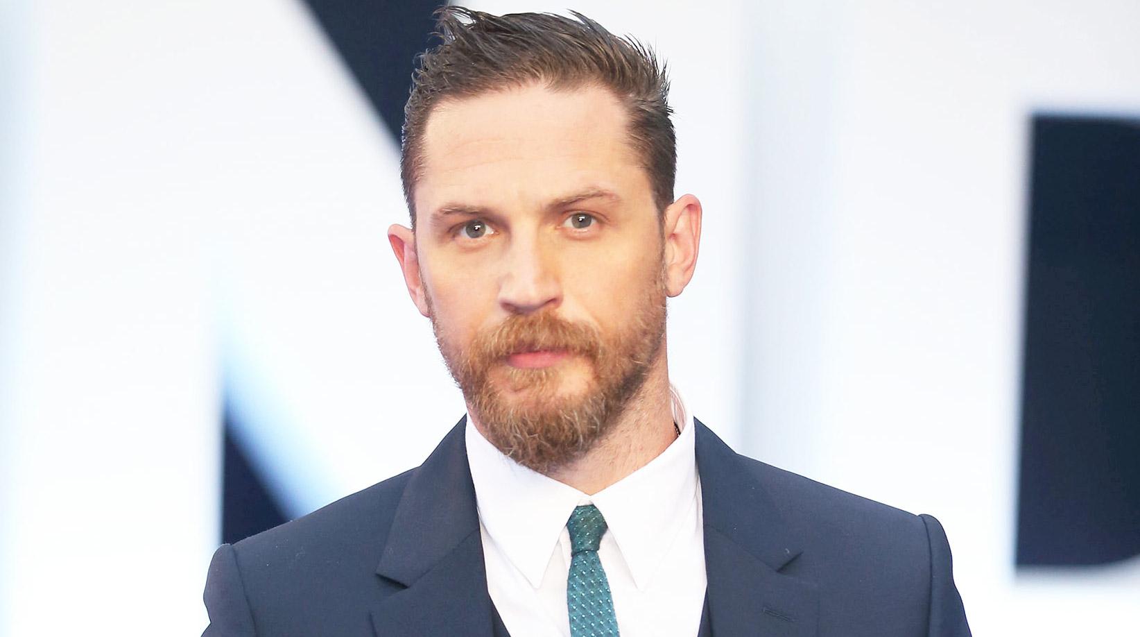 Detail Tom Hardy Suit Nomer 12